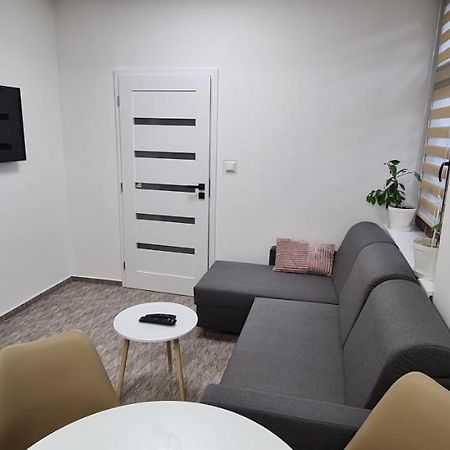 Centrum Apartman Leyla I Apartment Bardejov Bagian luar foto